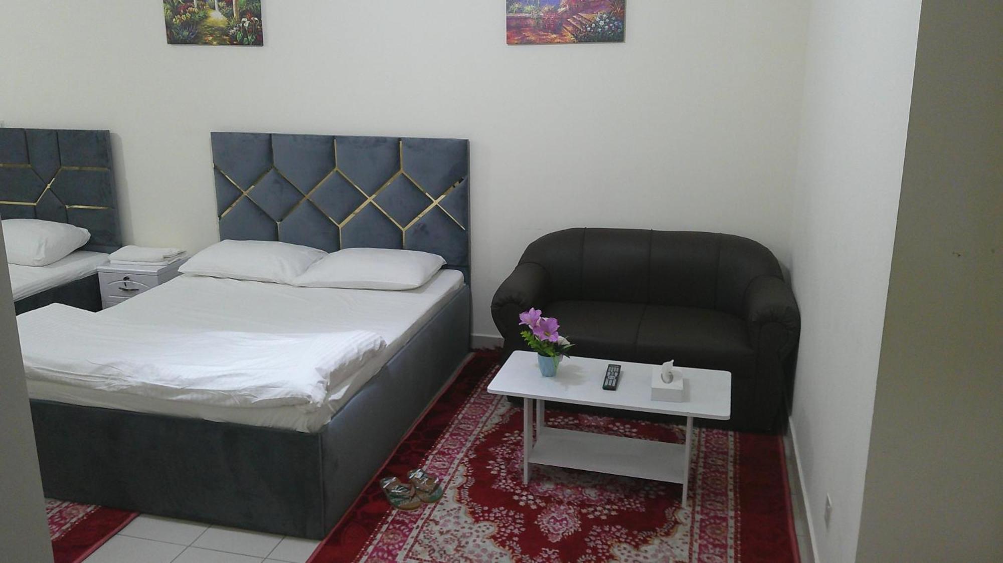 Ruby Star Hostel Dubai F2 Exteriör bild