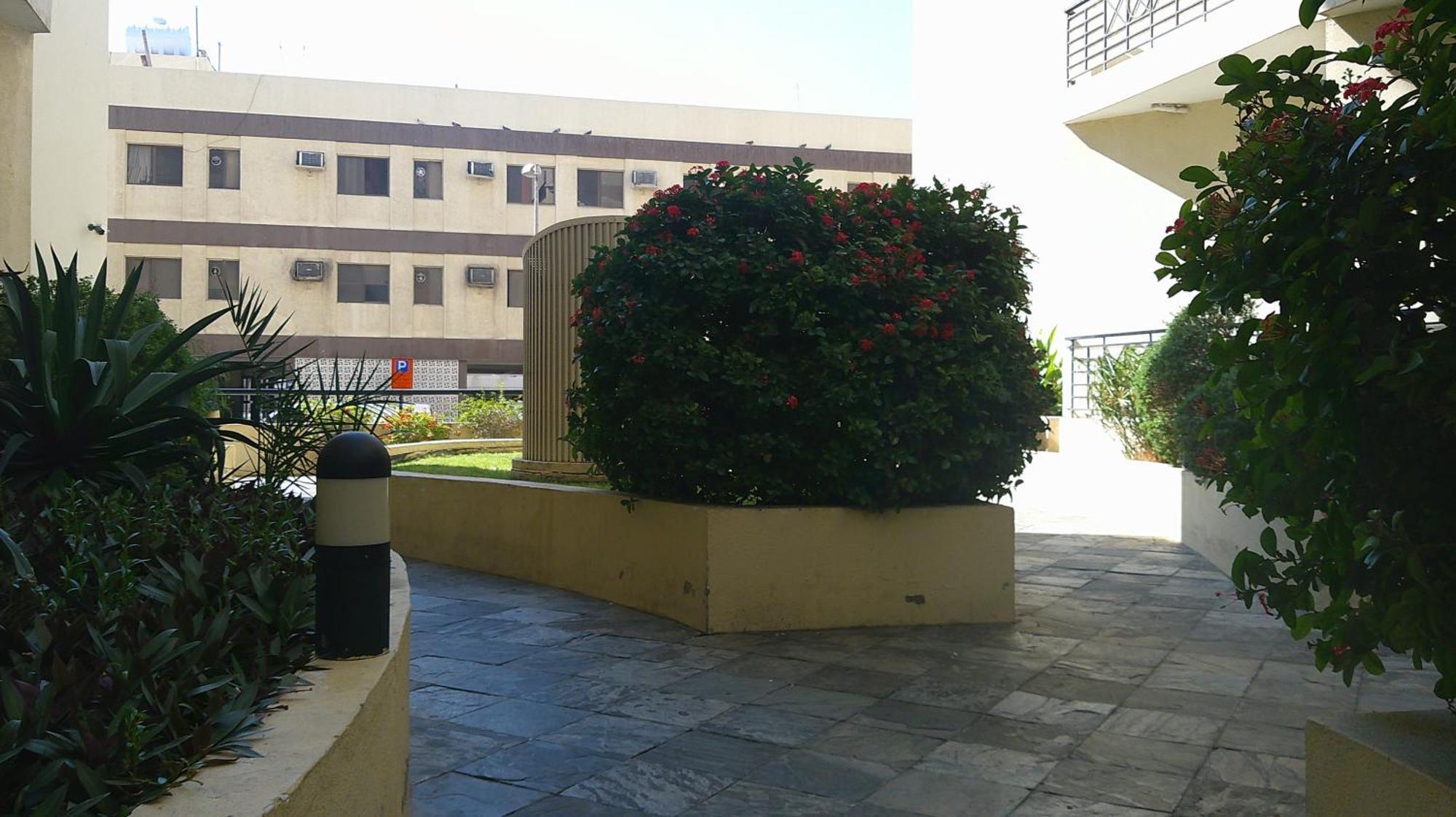 Ruby Star Hostel Dubai F2 Exteriör bild