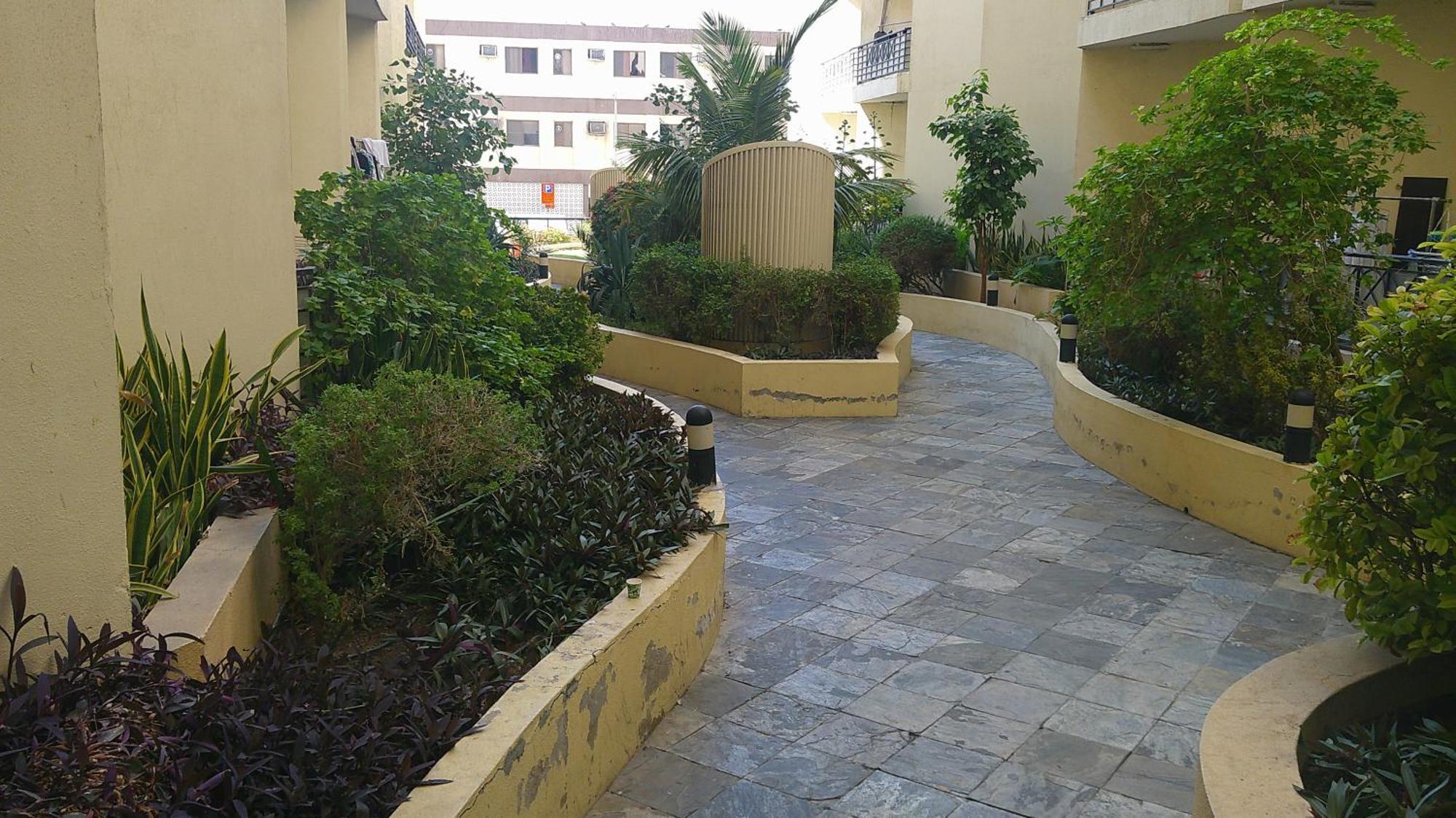 Ruby Star Hostel Dubai F2 Exteriör bild